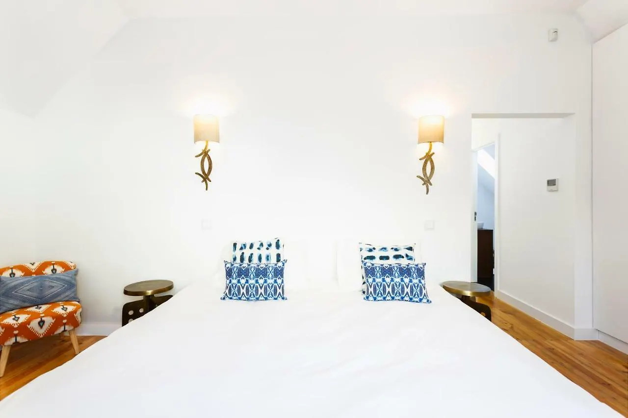 Chalet Estoril Luxury Apartments